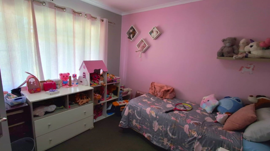 3 Bedroom Property for Sale in Roodia Free State